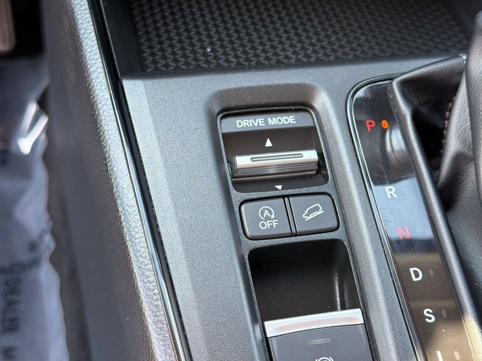 Used 2025 Honda CR-V LX image 19