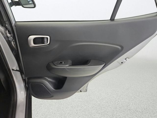Used 2025 Hyundai Venue SEL FWD image 26