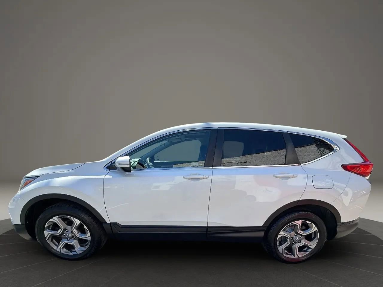 Used 2018 Honda CR-V EX image 8