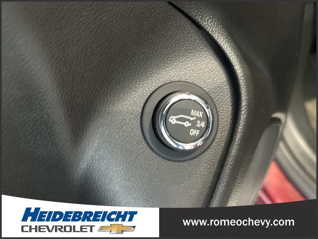 Used 2023 Buick Encore GX Select w/ Sport Touring Package FWD image 30