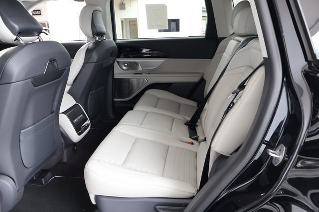 New 2026 Lincoln Nautilus Reserve AWD/4WD image 14