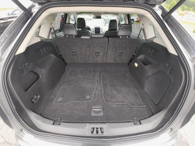 Used 2023 Ford Edge Titanium image 18