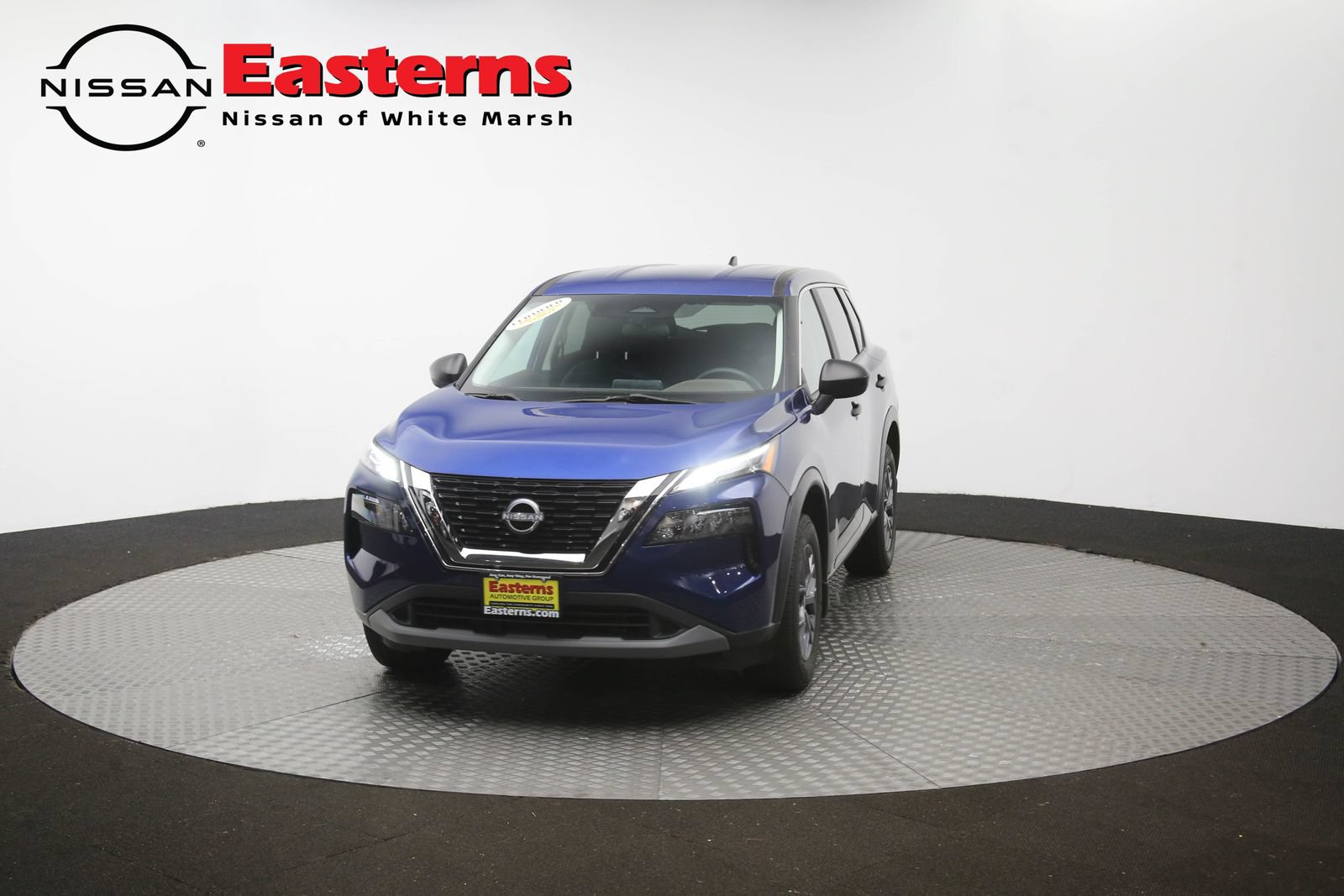Used 2023 Nissan Rogue S AWD/4WD image 53