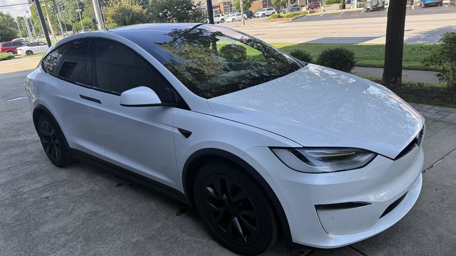 Used 2022 Tesla Model X AWD/4WD image 14