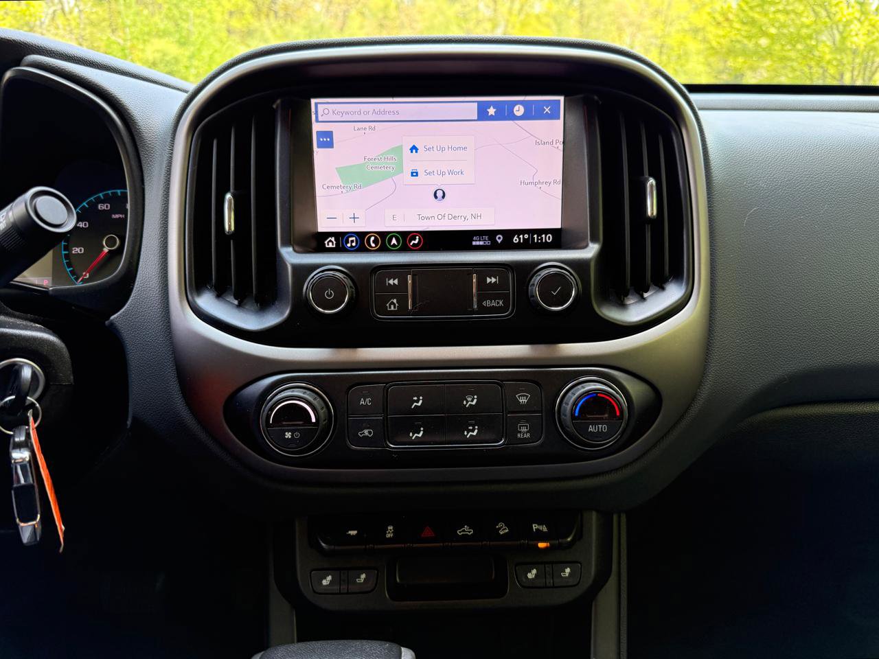 Used 2019 Chevrolet Colorado Z71 AWD/4WD image 18