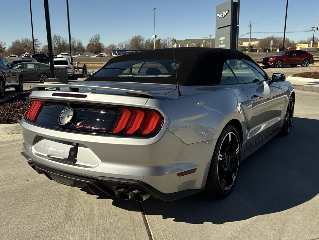 Used 2020 Ford Mustang GT Premium w/ Equipment Group 401A image 4