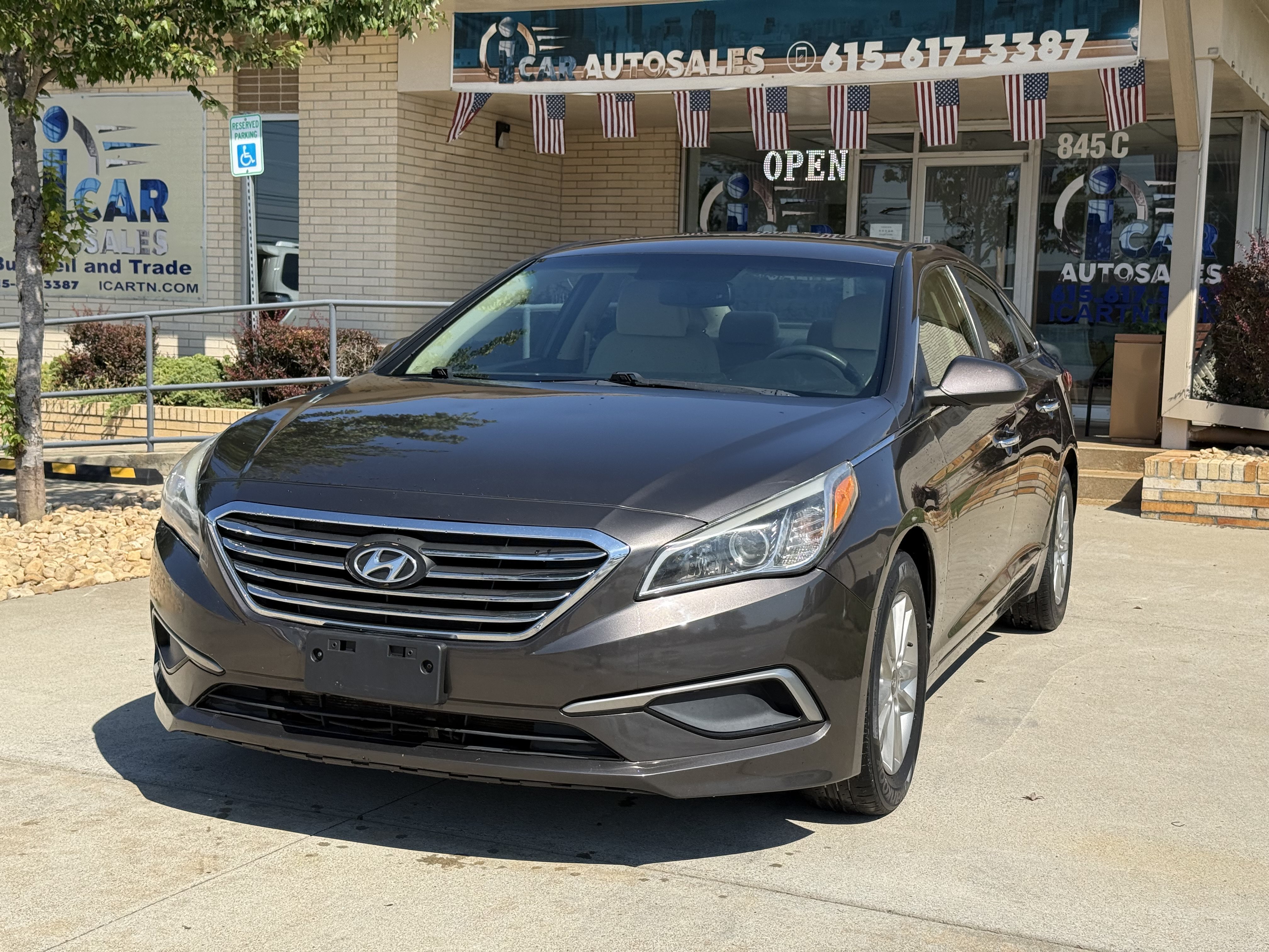 Used 2016 Hyundai Sonata SE w/ Cargo Package