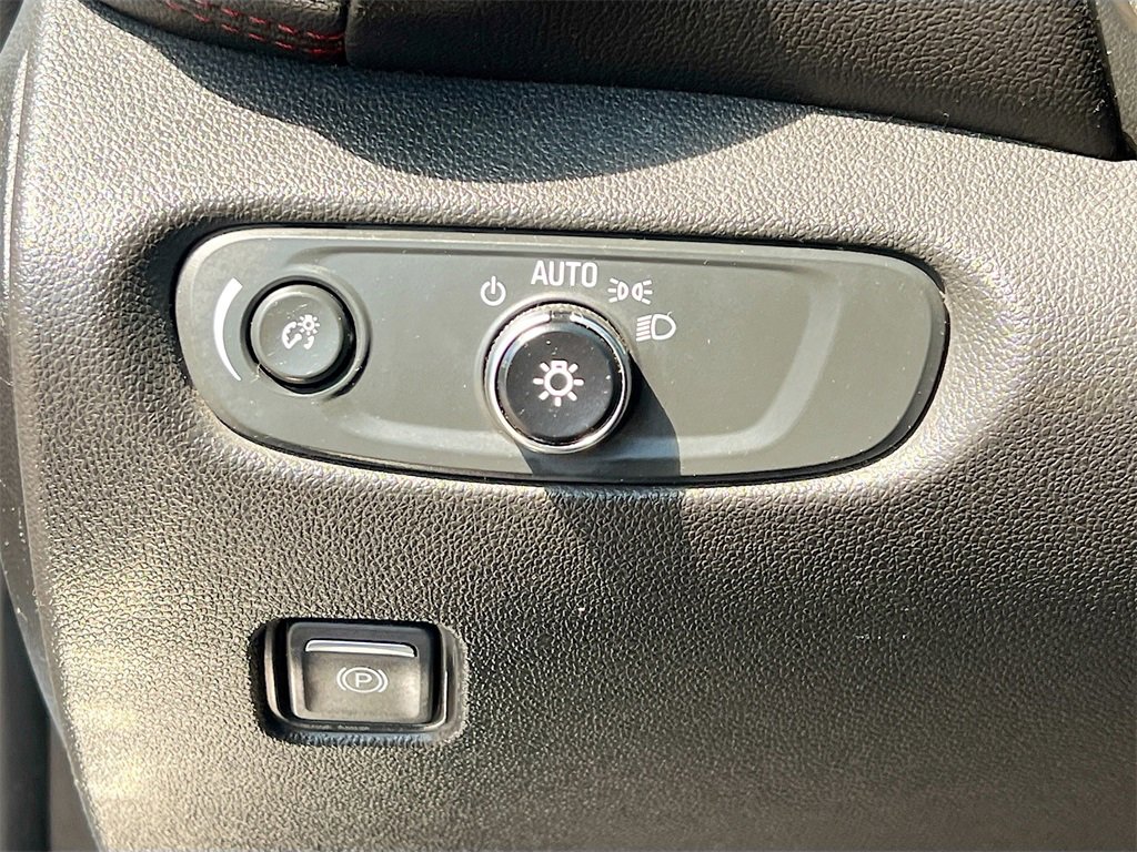 Used 2019 Chevrolet Blazer RS image 10