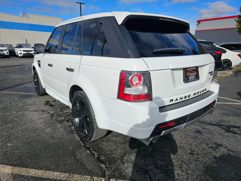 Used 2011 Land Rover Range Rover Sport HSE AWD/4WD image 3