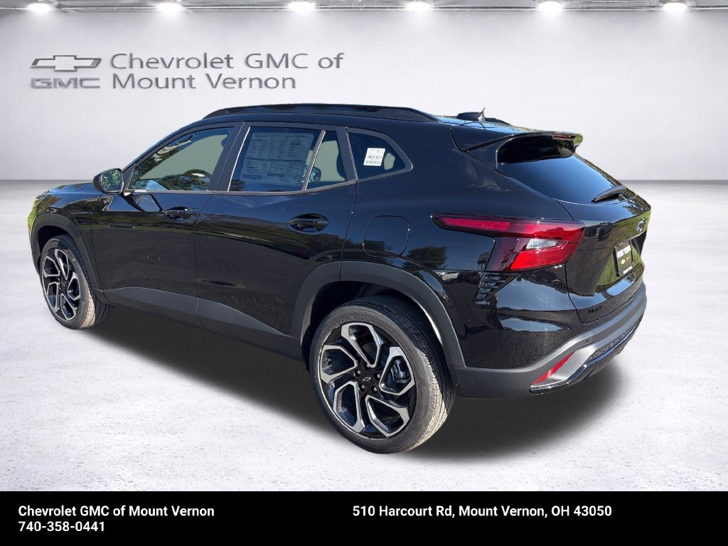 New 2026 Chevrolet Trax RS w/ Driver Confidence Package FWD image 3