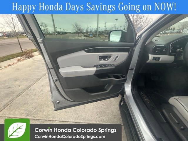 New 2025 Honda Pilot Elite image 13