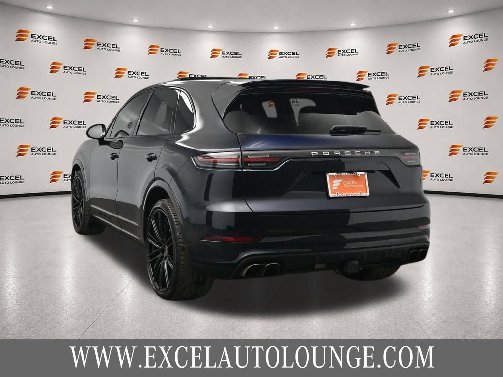 Used 2021 Porsche Cayenne Turbo w/ Premium Package Plus AWD/4WD image 3