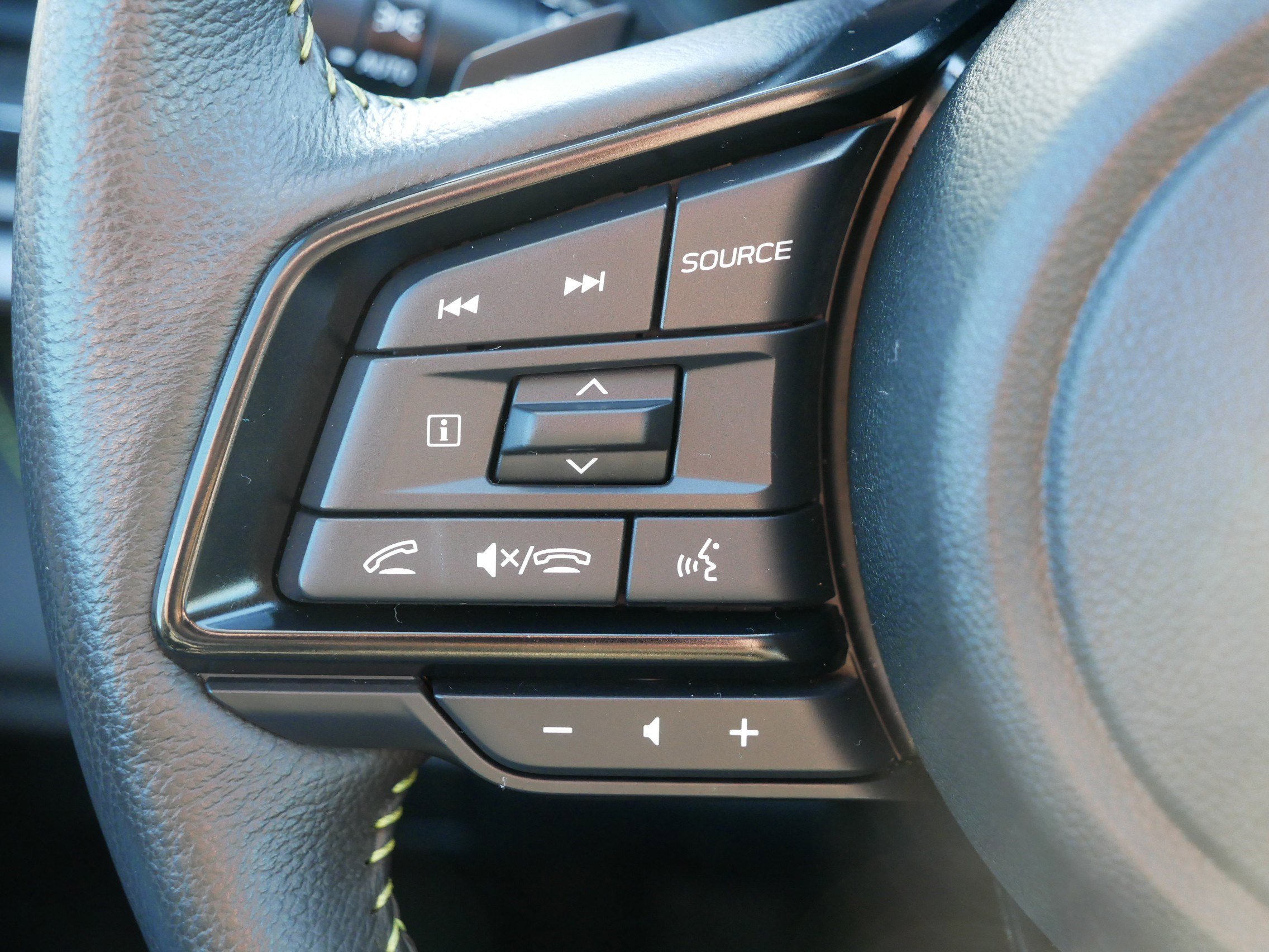 Used 2025 Subaru Outback Onyx Edition image 31