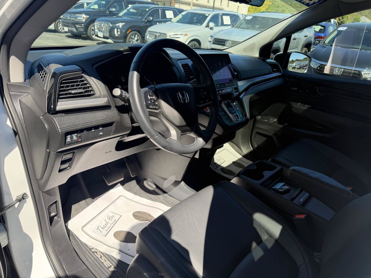 Used 2023 Honda Odyssey Touring image 11