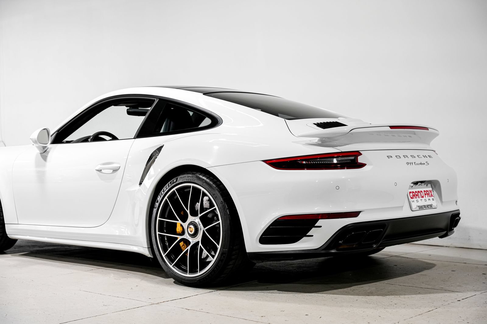 Used 2018 Porsche 911 Turbo S AWD/4WD image 38