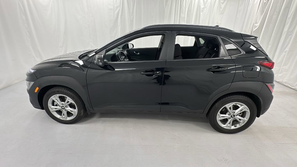 Used 2023 Hyundai Kona SEL w/ Convenience Package image 6