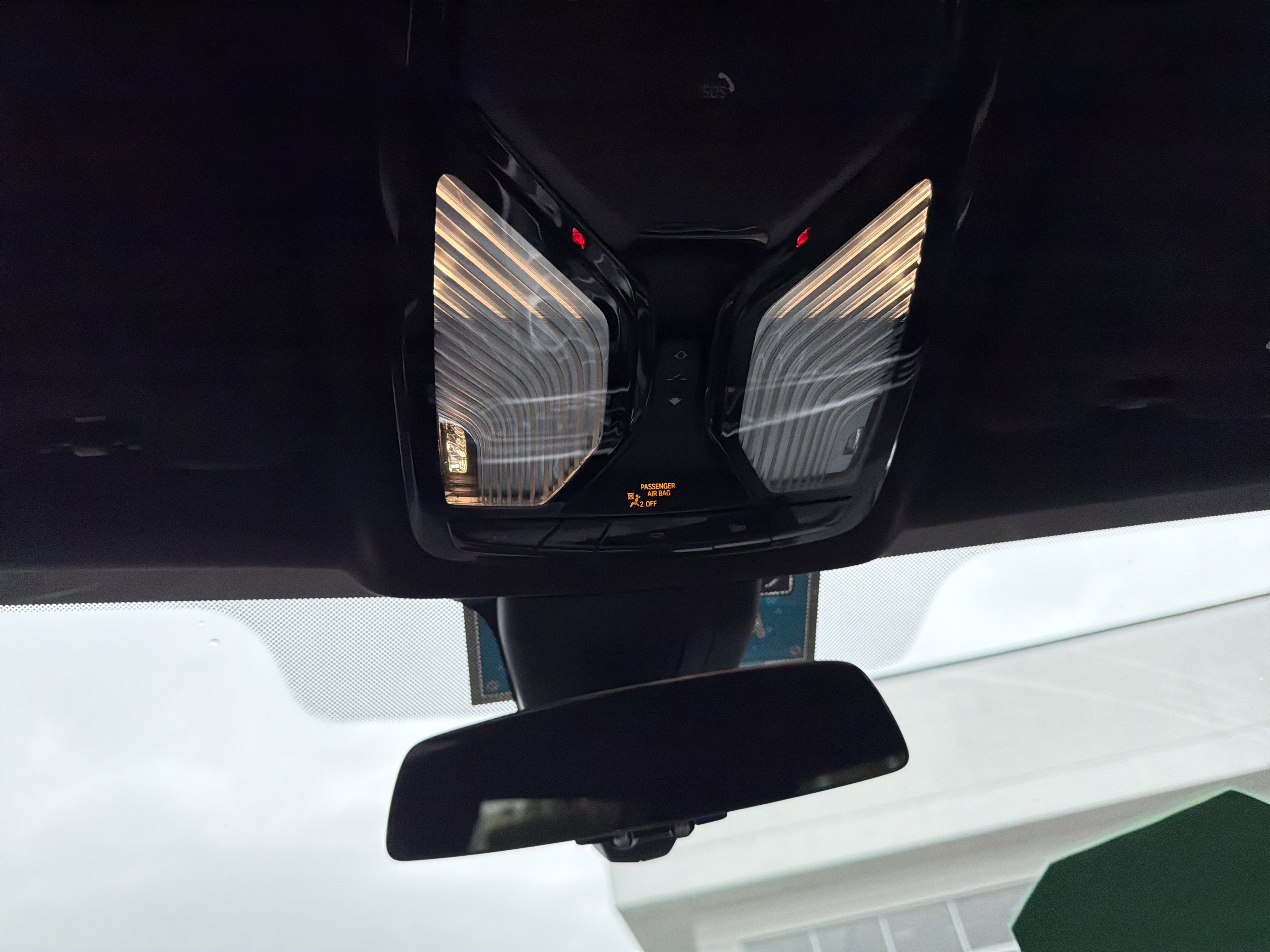 Used 2022 BMW X7 M50i w/ Cold Weather Package image 20