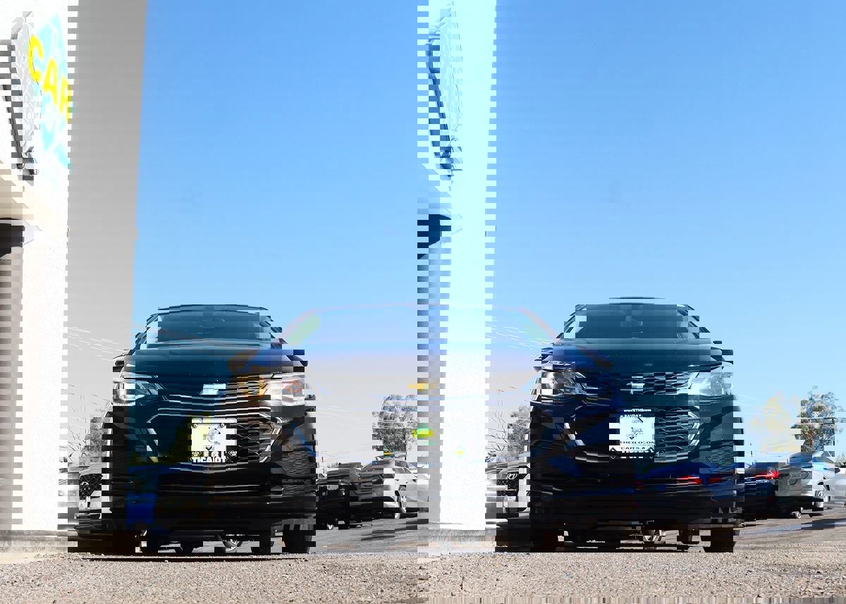 Used 2018 Chevrolet Cruze LT image 17