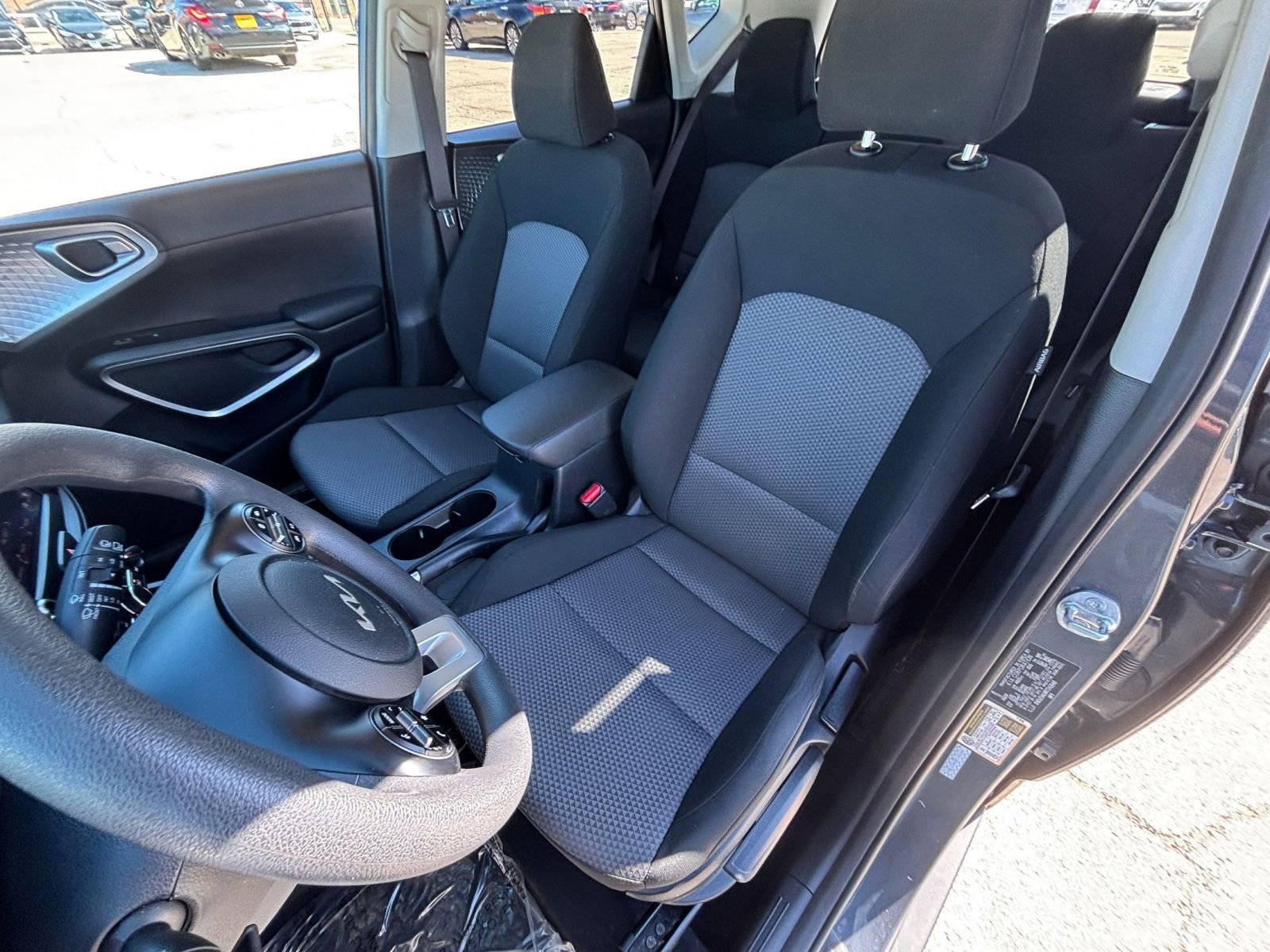 Used 2024 Kia Soul LX w/ Option Group 015 FWD image 34