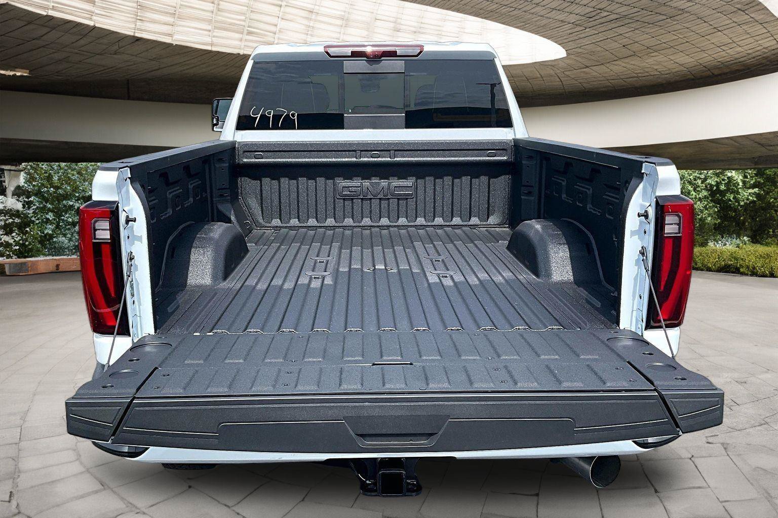 New 2026 GMC Sierra 2500 Denali Ultimate AWD/4WD image 5