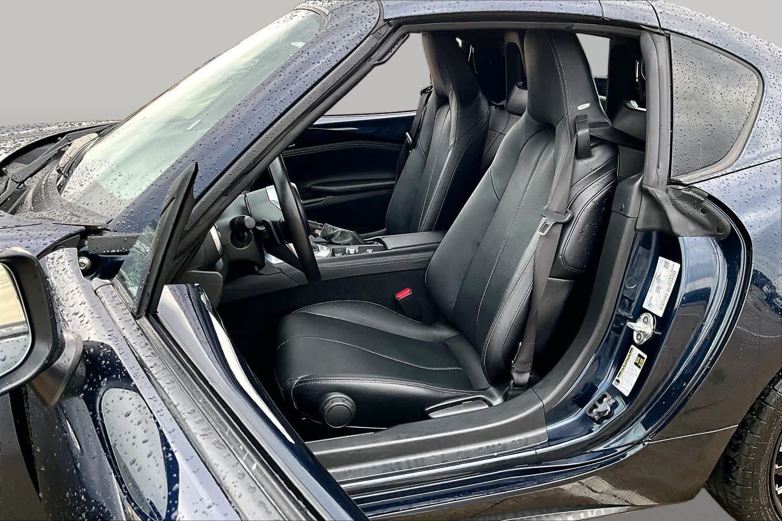 Used 2025 MAZDA MX-5 Miata RF Grand Touring RWD image 6