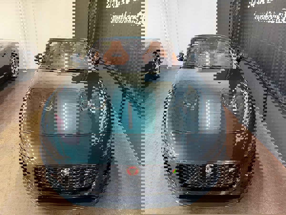 Used 2021 Jaguar F-TYPE R image 29