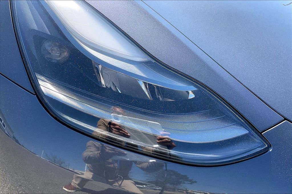 Used 2023 Tesla Model 3 Standard Range image 26