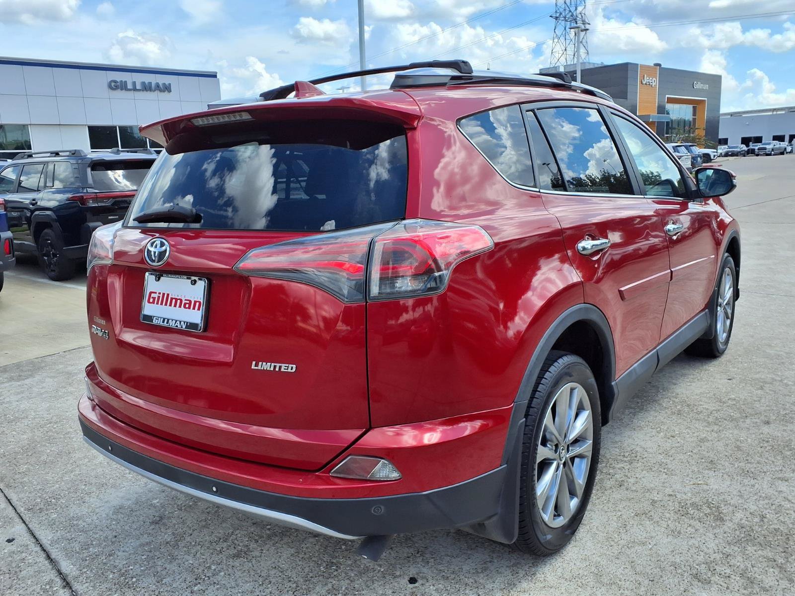 Used 2017 Toyota RAV4 Limited FWD image 25
