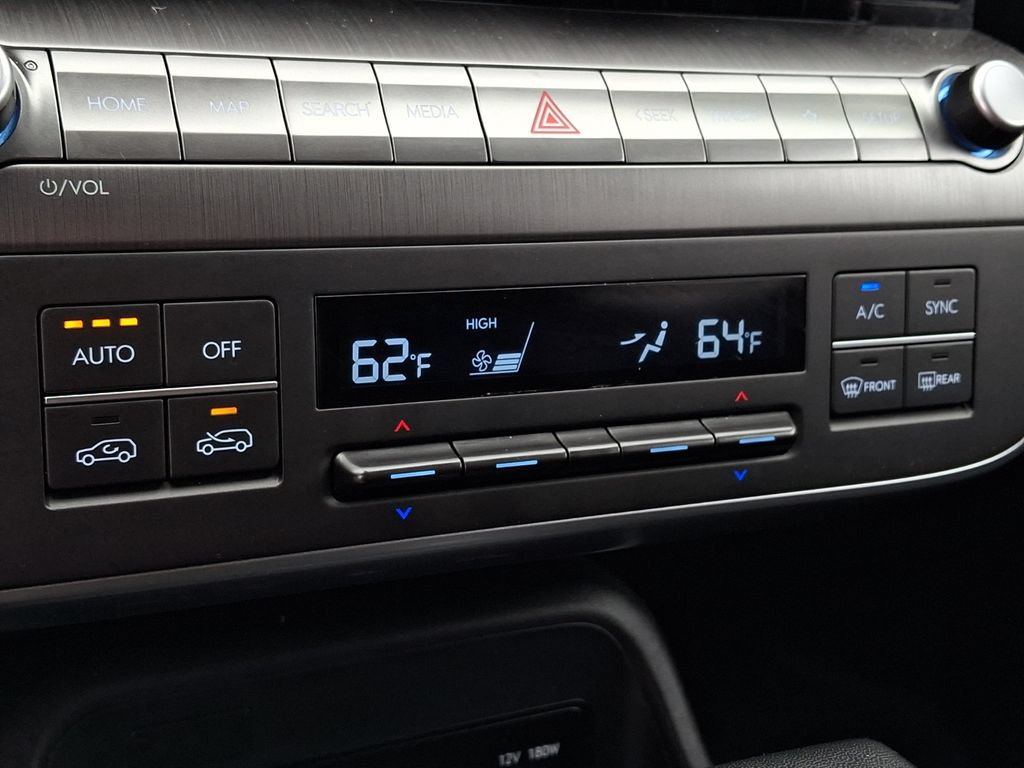 Used 2024 Hyundai Kona SEL AWD/4WD image 18