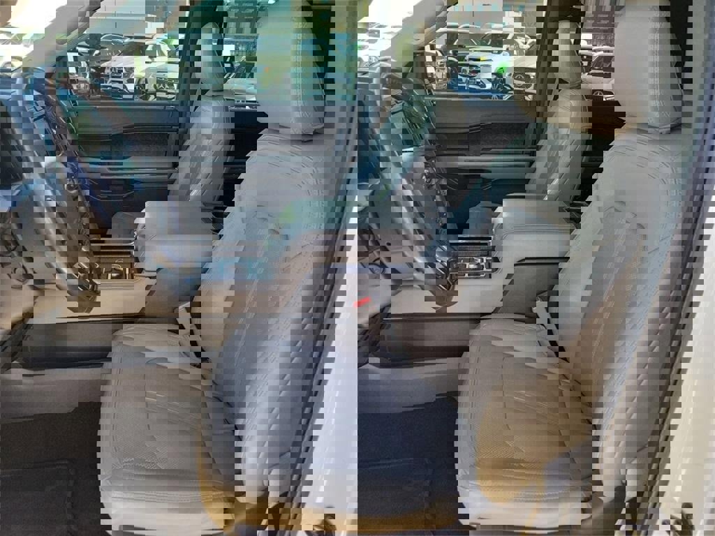 Used 2021 Ford Expedition Limited image 16