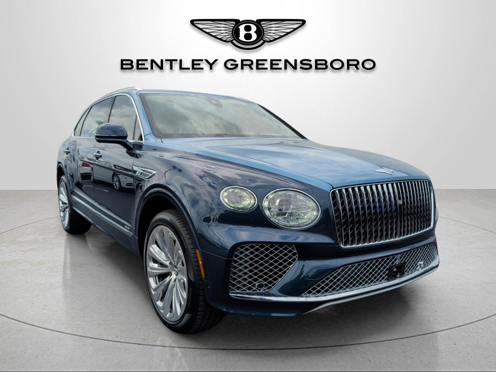 New 2026 Bentley Bentayga Extended Wheelbase AWD/4WD image 16