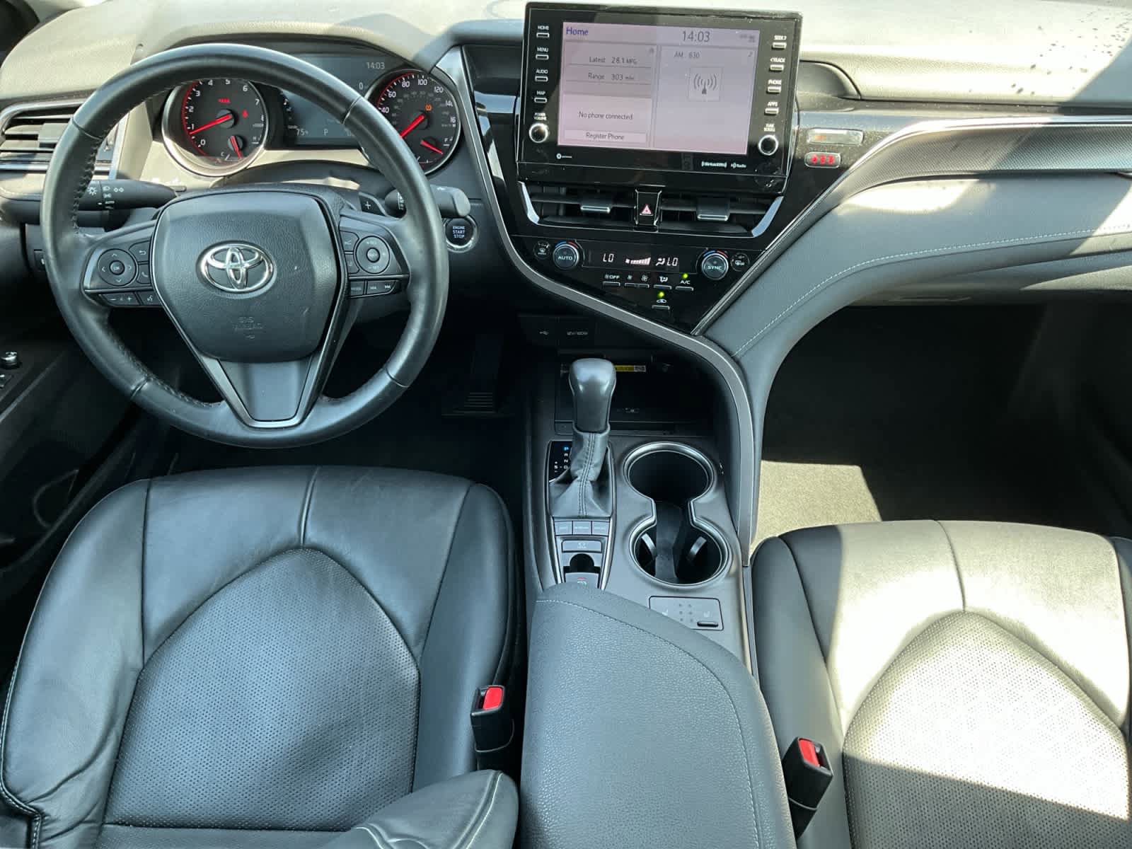 Used 2024 Toyota Camry XSE FWD image 12