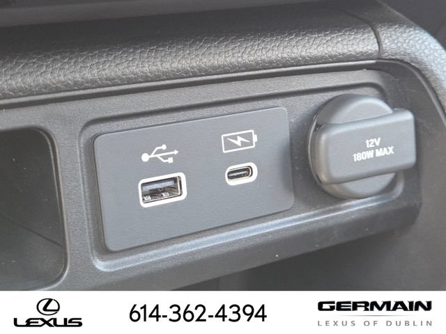 Used 2025 Honda Pilot Touring image 23