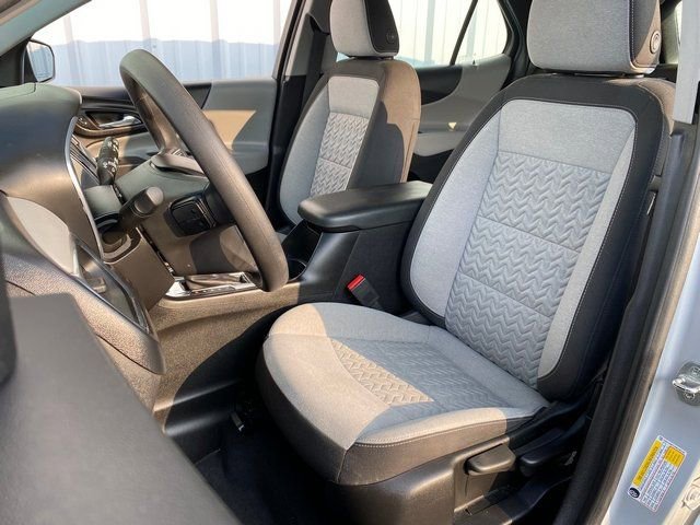 Used 2022 Chevrolet Equinox LS AWD/4WD image 17