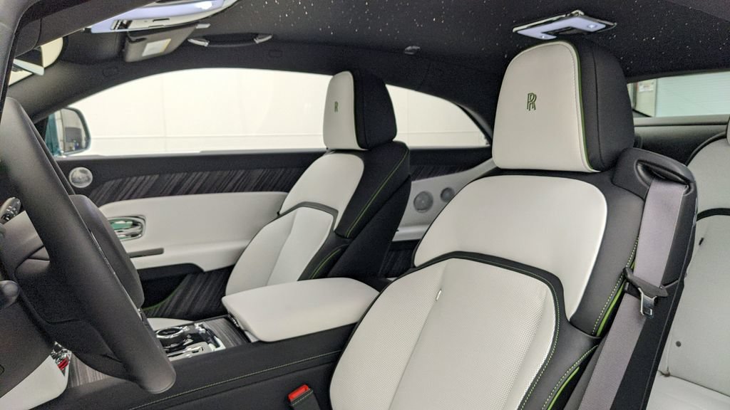 Used 2024 Rolls-Royce Spectre w/ Spectre Launch Package AWD/4WD image 4
