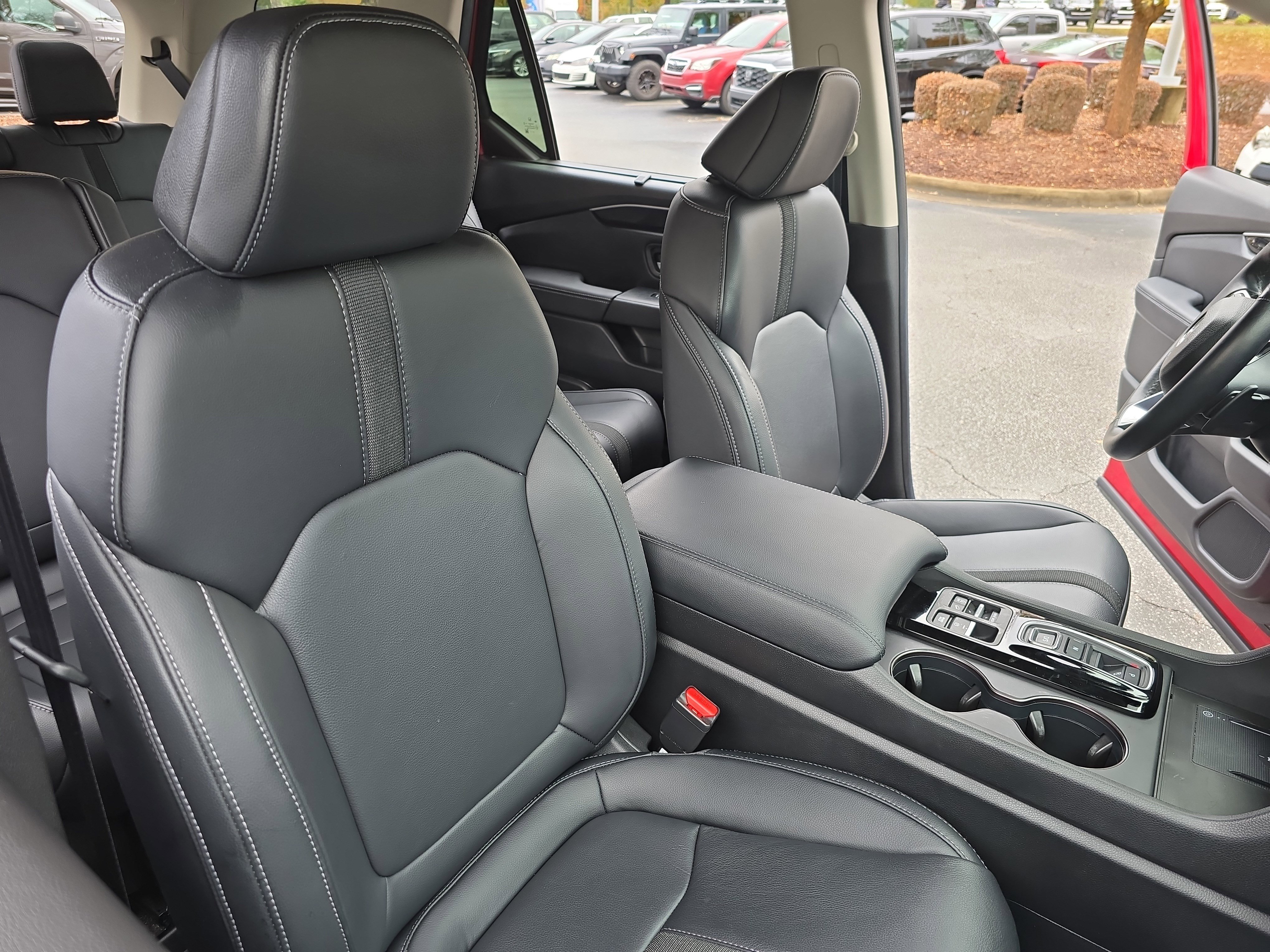 Used 2024 Honda Pilot EX-L image 10