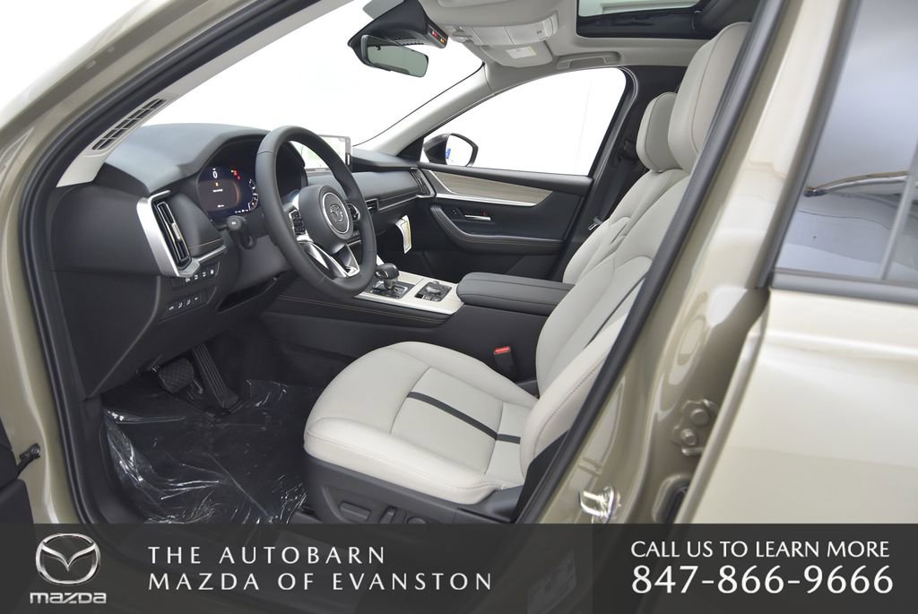 Certified 2025 MAZDA CX-70 Plug-In Hybrid w/ Premium Pkg image 23