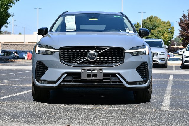 Certified 2024 Volvo XC60 B5 Plus w/ Protection Package Premier AWD/4WD image 2