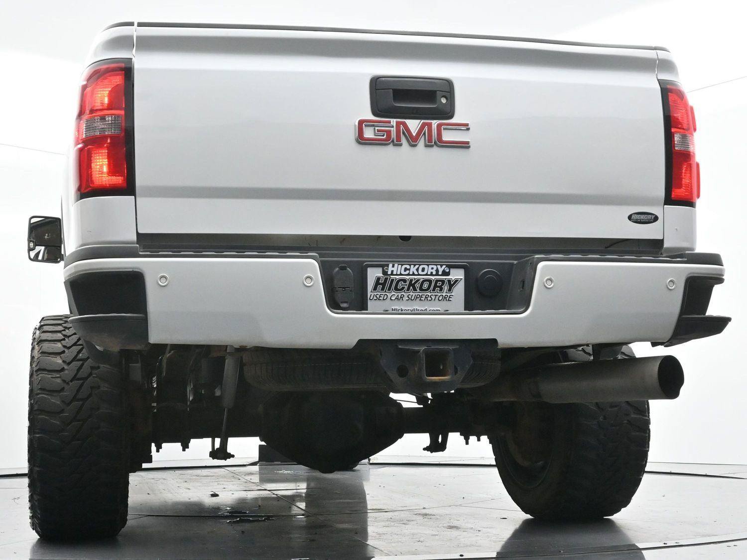 Used 2019 GMC Sierra 2500 Denali w/ Duramax Plus Package AWD/4WD image 49