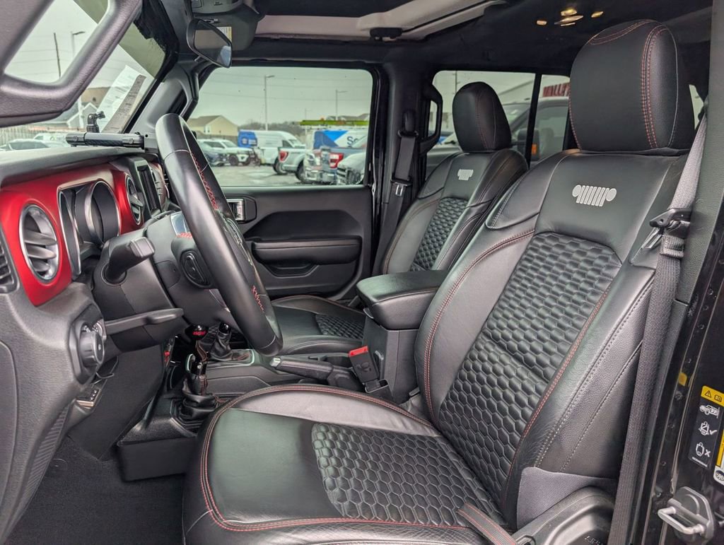 Used 2020 Jeep Wrangler Unlimited Rubicon w/ Steel Bumper Group image 17