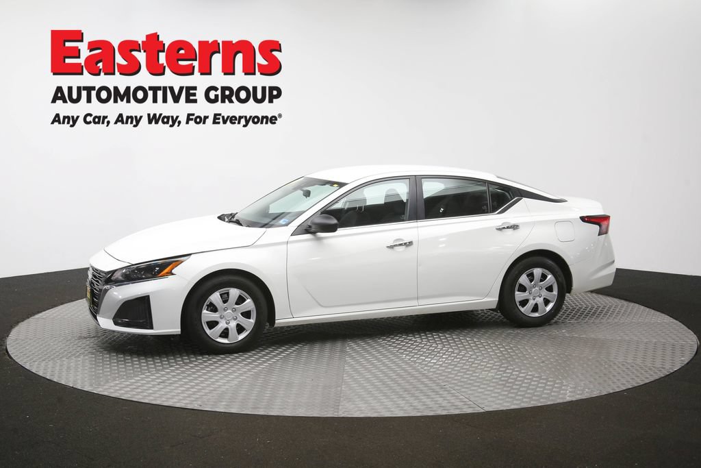 Used 2024 Nissan Altima 2.5 S FWD image 56