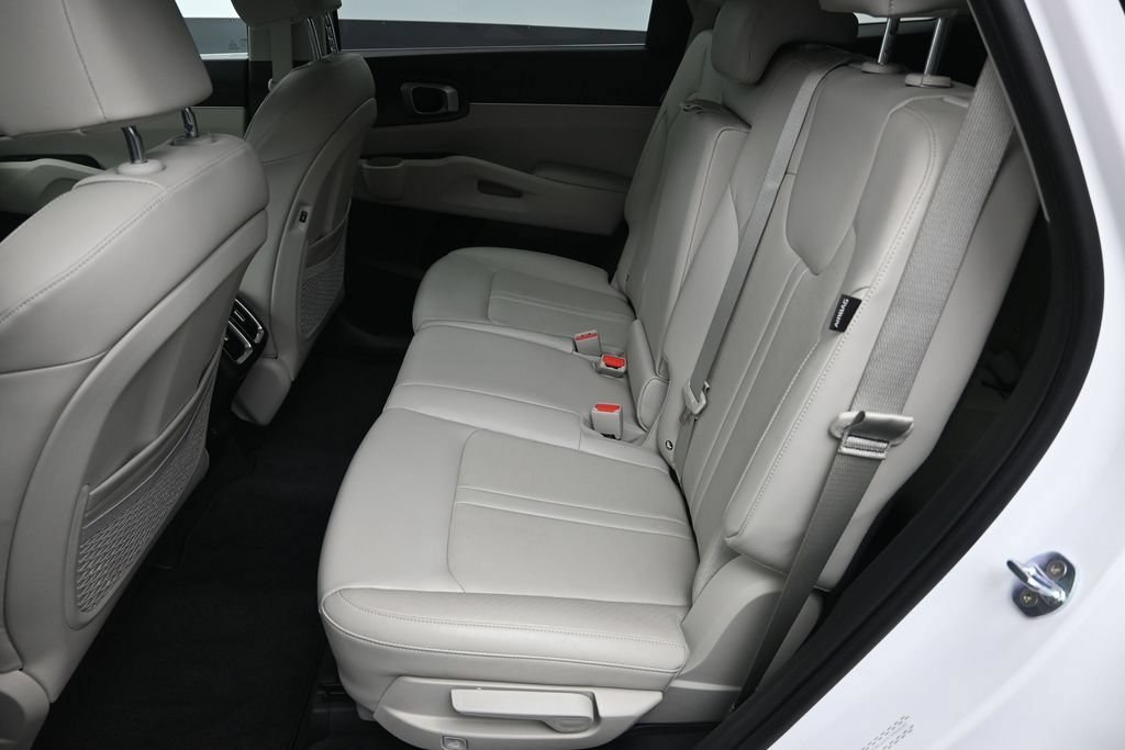 Certified 2026 Kia Sorento S AWD/4WD image 30