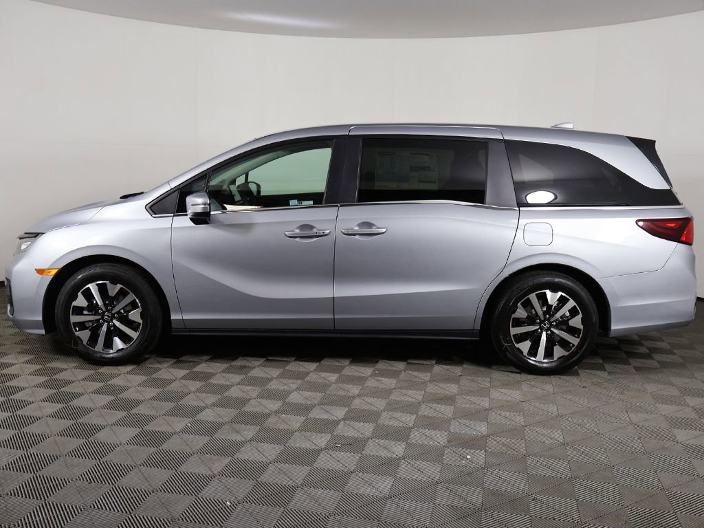 New 2026 Honda Odyssey EX-L image 8
