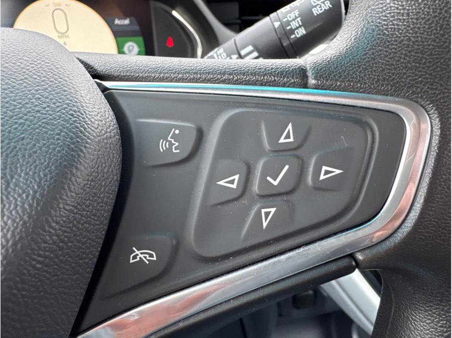 Used 2017 Chevrolet Bolt LT image 18