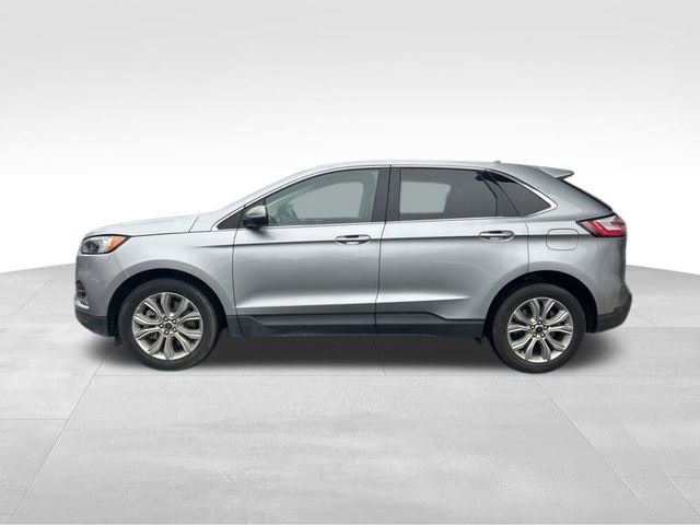 Used 2023 Ford Edge Titanium image 5