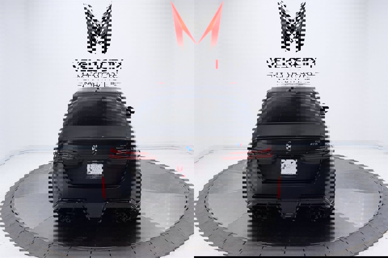 Used 2025 BMW M5 w/ Carbon Package image 15