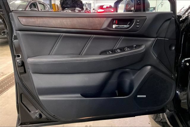 Used 2018 Subaru Outback 2.5i Limited AWD/4WD image 23