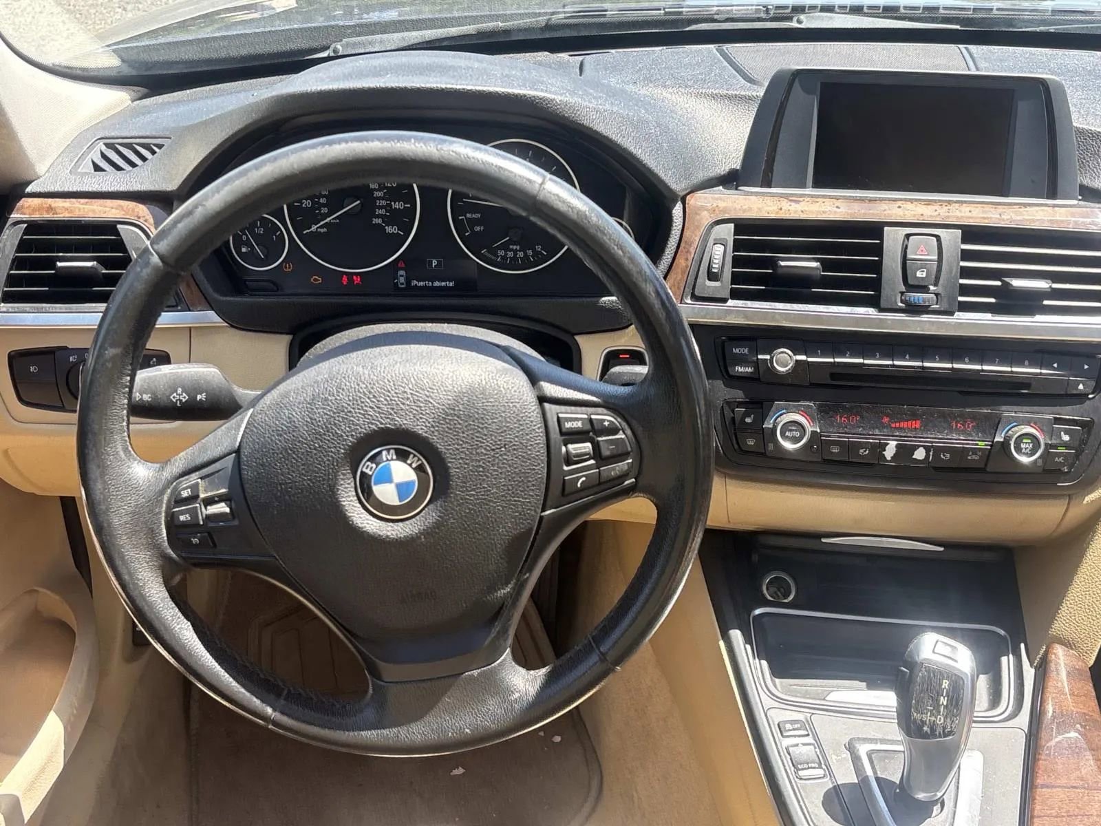 Used 2014 BMW 320i xDrive Sedan AWD/4WD image 12