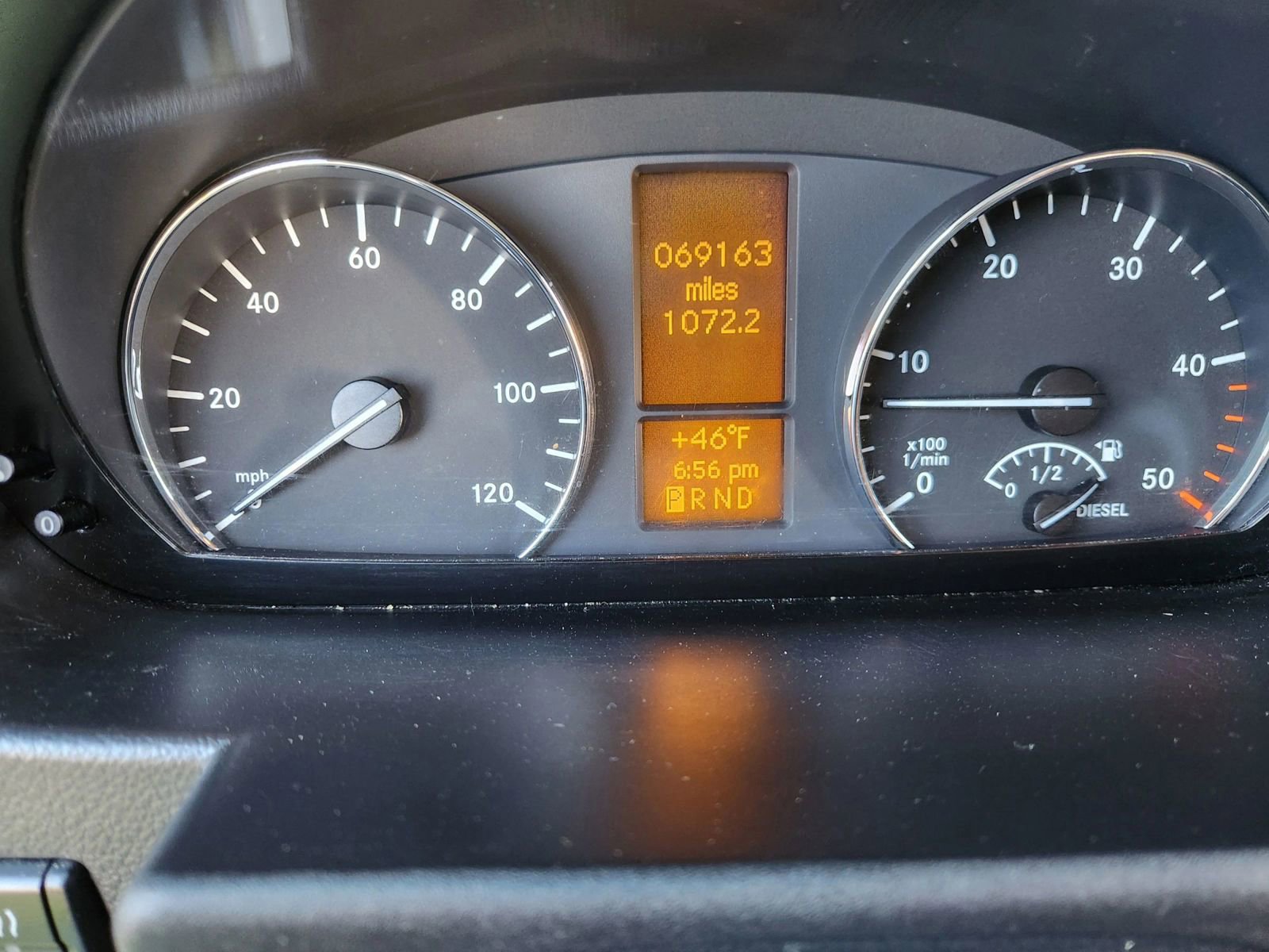 Used 2016 Mercedes-Benz Sprinter 2500 image 33