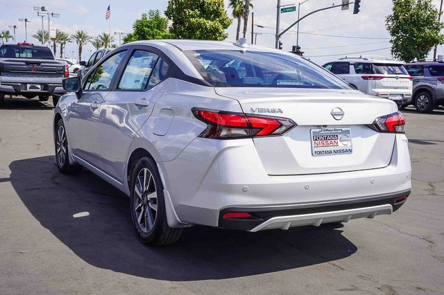 New 2025 Nissan Versa SV w/ Trunk Package image 5